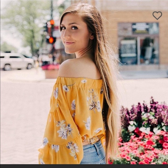 Mustard off the shoulder floral top - Picture 4 of 4